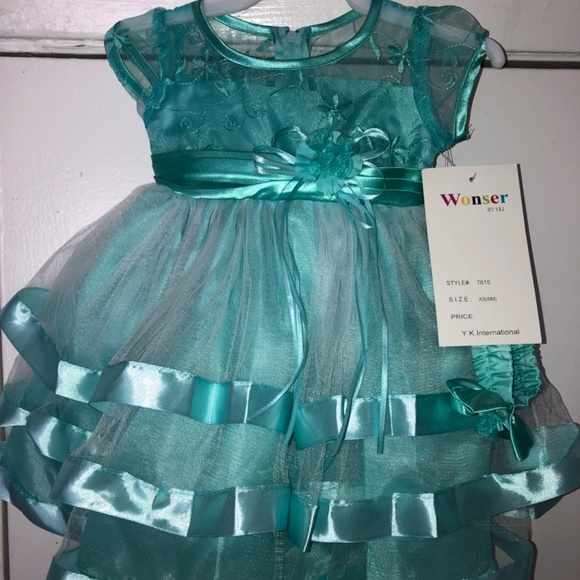Baby dress - Picture 2 of 2